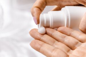 Seno Boost: come si usa per una pelle più tonica ed elastica